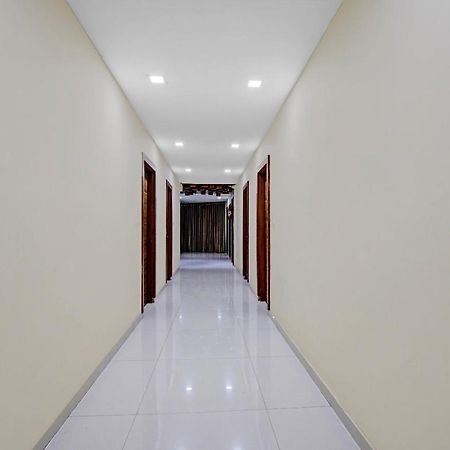 Hotel Navjivan Himatnagar Eksteriør billede