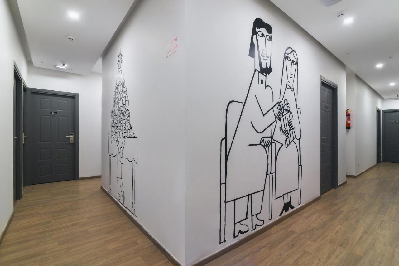 Hotel Navjivan Himatnagar Eksteriør billede